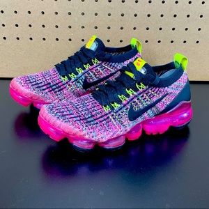 Nike Air VaporMax Flyknit 3 Black Pink Blast Women’s Size 6 AJ6910-006